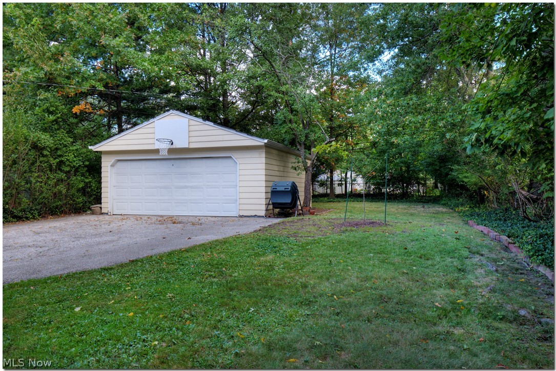 Shaker Lakes - Residential