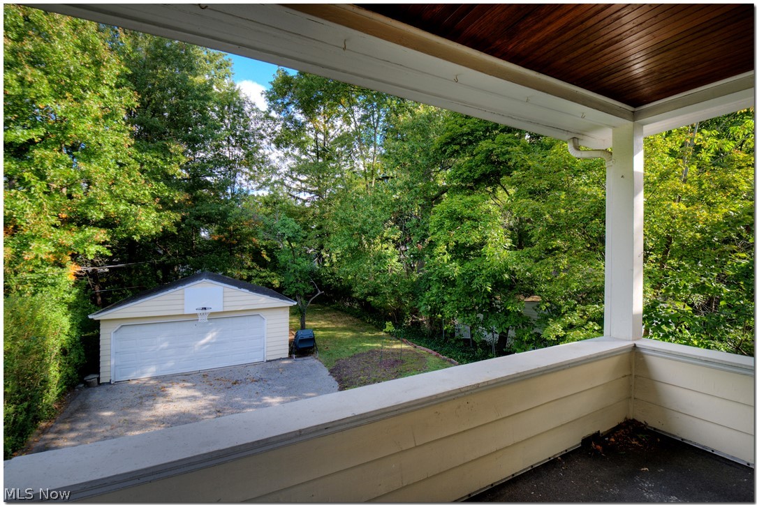 Shaker Lakes - Residential