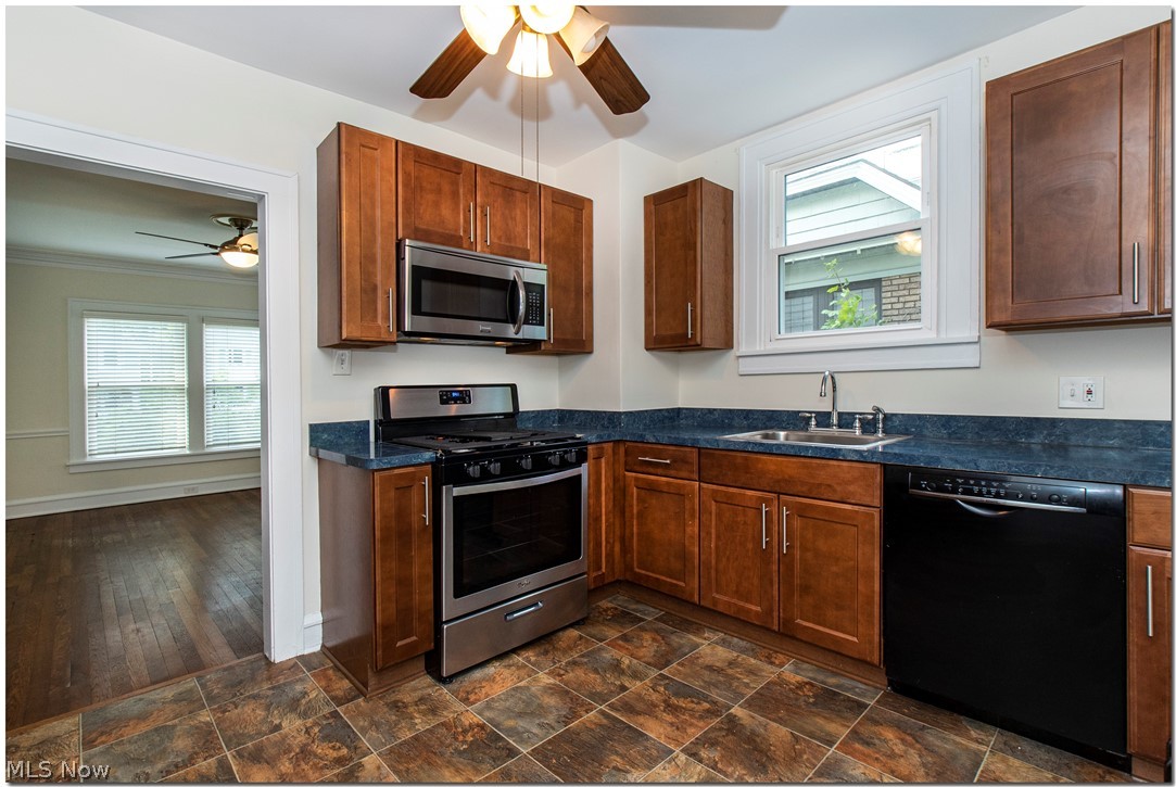 Shaker Lakes - Residential