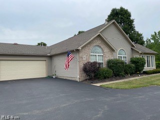 Willow Brk Amd Condo-1s - Residential