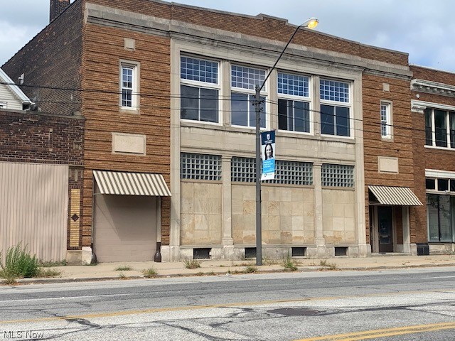 Bates And Stope's Sub - Commercial Sale