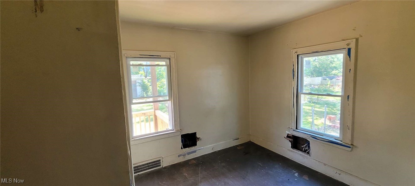 Laumar - Residential Income