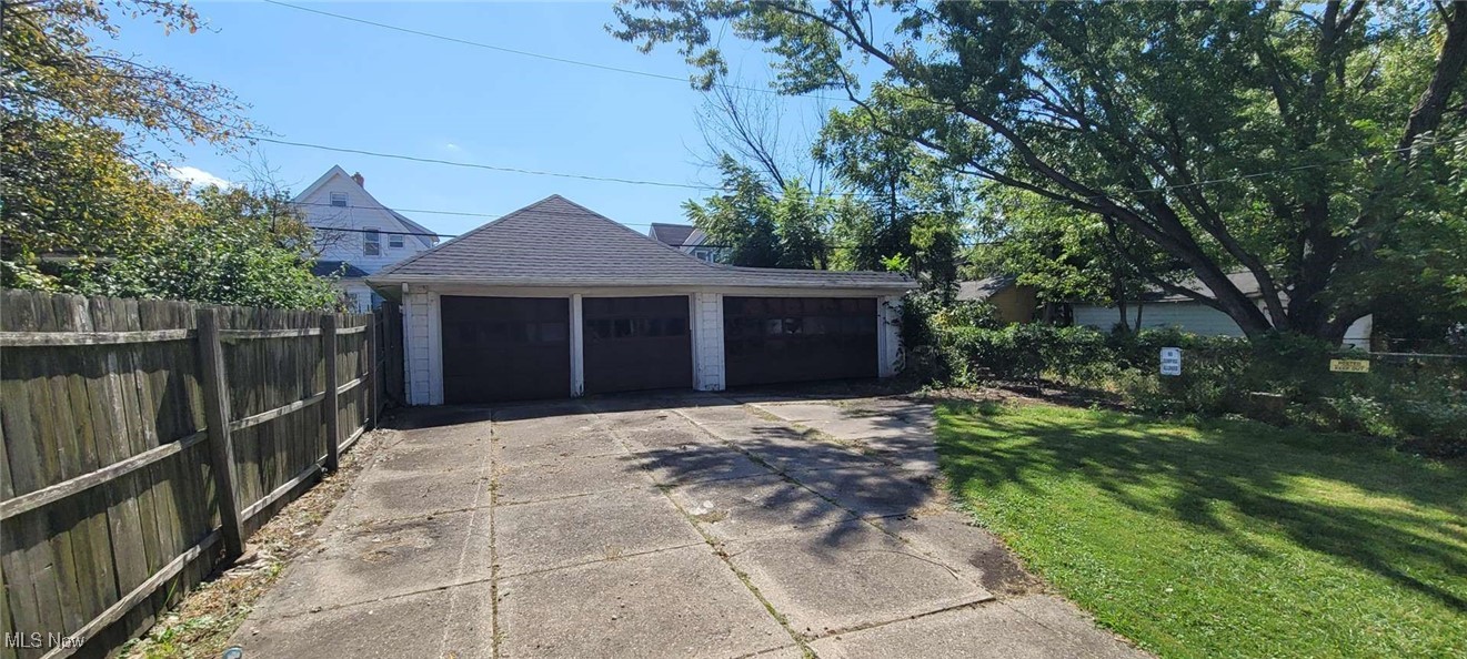 Laumar - Residential Income