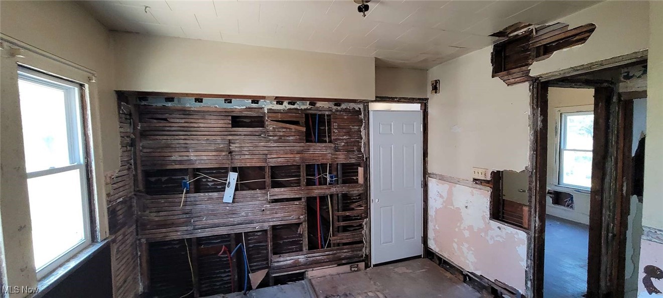 Laumar - Residential Income