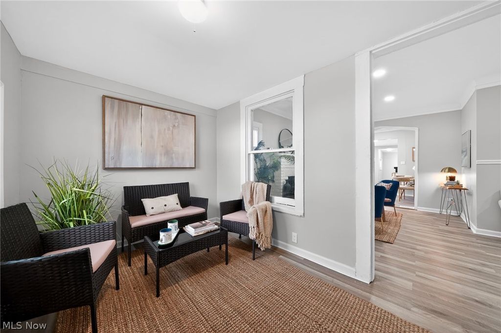 Photo of 164 E 317th Street, Willowick, OH 44095 (MLS # 5195130)