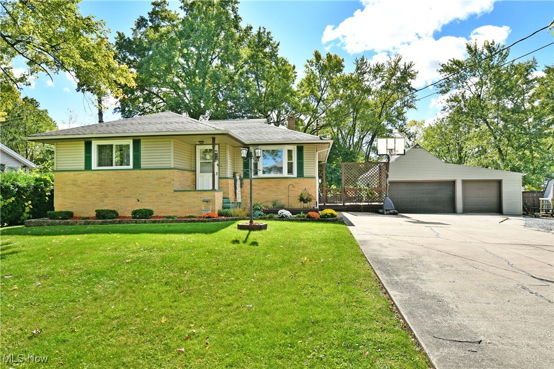 3236 Curtis Avenue, Warren, Ohio image 1