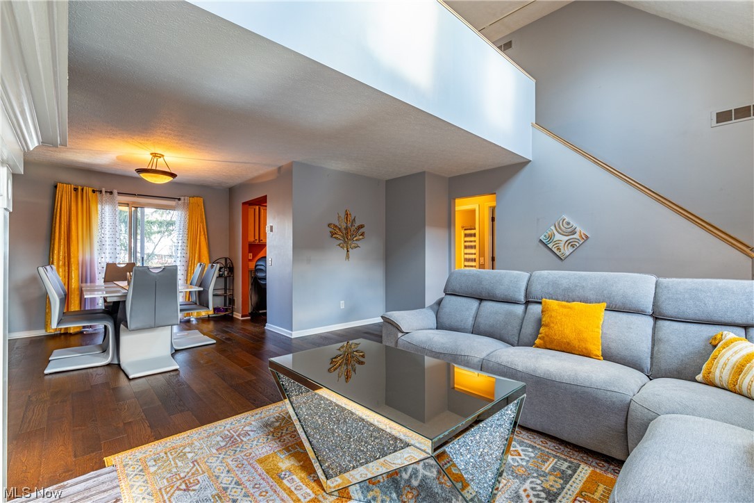 Settlers Village Condo - Residential Lease