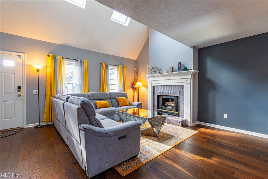 Settlers Village Condo - Residential Lease