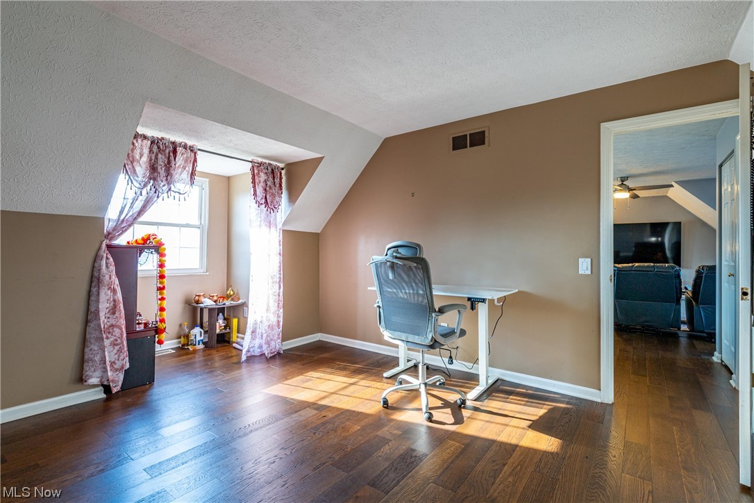 Settlers Village Condo - Residential Lease