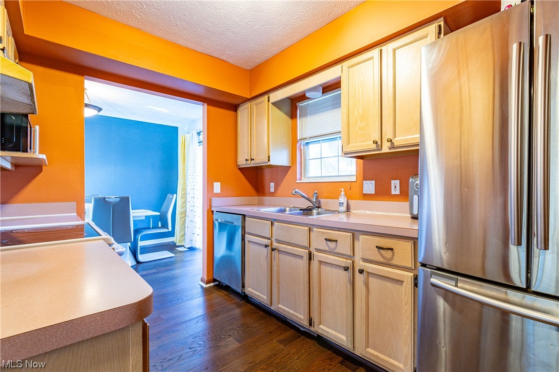 Settlers Village Condo - Residential Lease