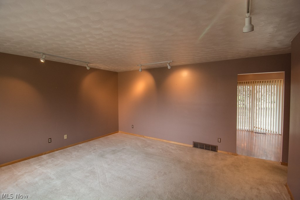 Rolling Green Estates - Residential