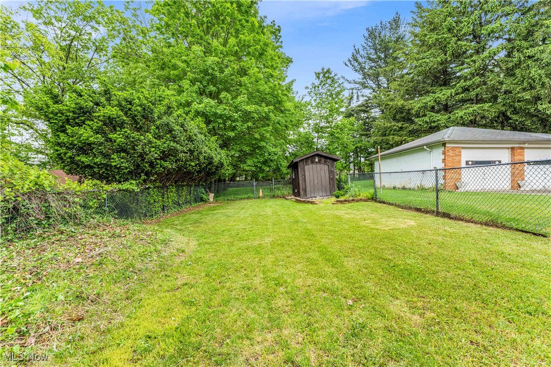 10701 Mountview Avenue, Garfield Heights, Ohio image 26