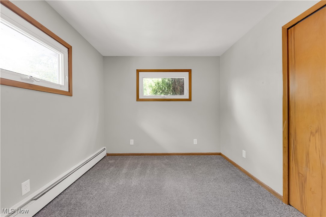 10701 Mountview Avenue, Garfield Heights, Ohio image 13
