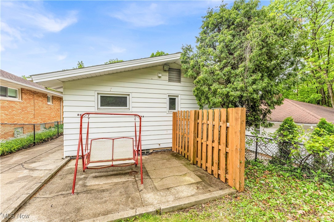 10701 Mountview Avenue, Garfield Heights, Ohio image 25