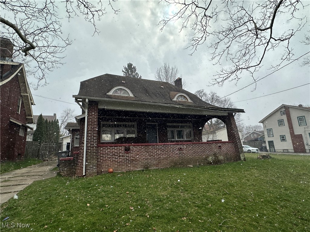 Attention all Investors or Handyman...Great location at a great price! This 4 bed, all brick, w/ a 2 car garage is ready for your personal touches. Has recently been rented but tenant is now out. Comparables in this cozy neighborhood are pretty strong. Buying "AS IS" seller knows nothing about the property and will make NO repairs. Due your own due diligence.
