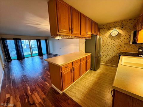 Tiny photo for 2331 E Market Street, Akron, OH 44312 (MLS # 5188171)