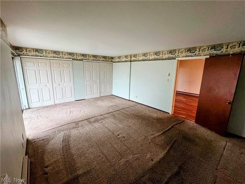Tiny photo for 2331 E Market Street, Akron, OH 44312 (MLS # 5188171)