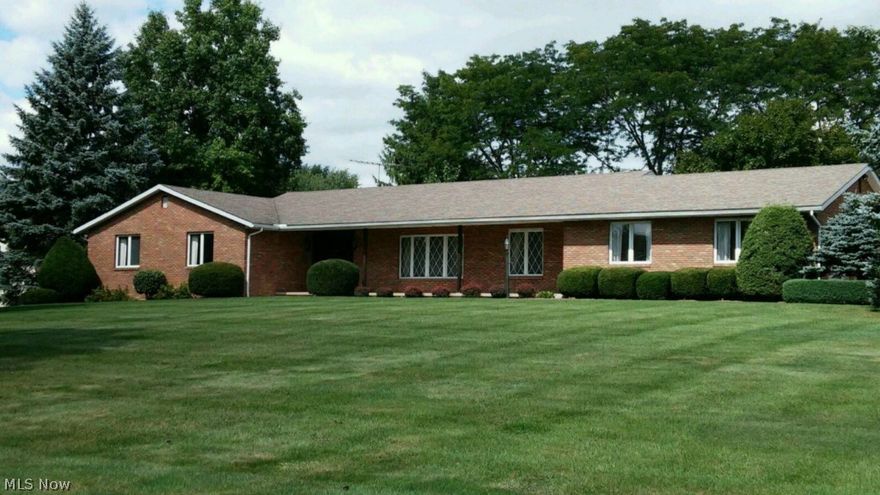 Nice well built brick ranch home located next to Westfield Country Club where you can play golf at two championship courses, swim at the pool, play tennis or enjoy the health club with a membership. Inside the home you'll find large rooms and lots of storage. 3 large bedrooms, 3.5 baths, two fireplaces and a great rec room for entertaining. This house is situated on 1.1 acres of manicured landscaping. Enjoy access to the outdoor patio from your master bedroom or kitchen. The master bedroom has a walk-in closet and a bathroom with double sinks, sunken tub and a separate shower. Beautiful woodwork and details throughout the home make this home special. Call for your tour today.