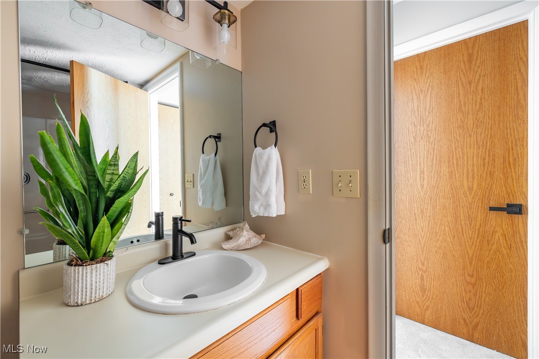 Chaunticlair V Condo - Residential