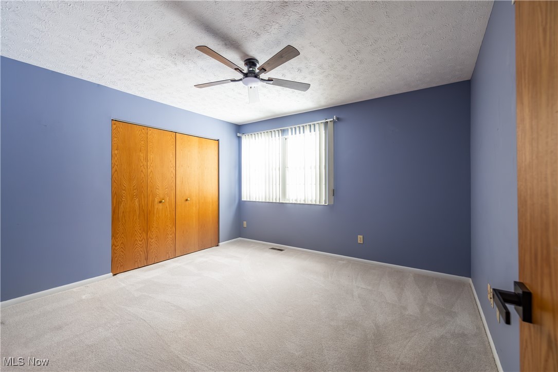 Chaunticlair V Condo - Residential