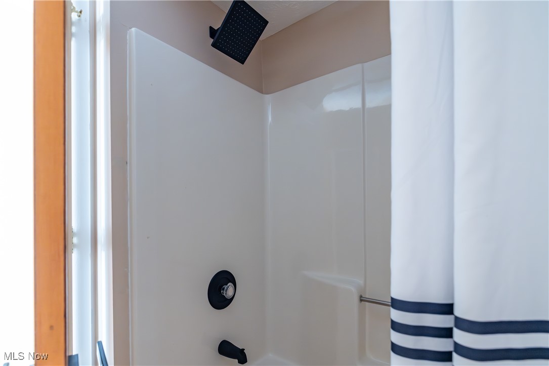 Chaunticlair V Condo - Residential