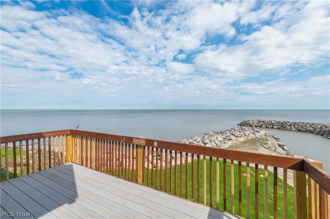 Compass Rose - Residential