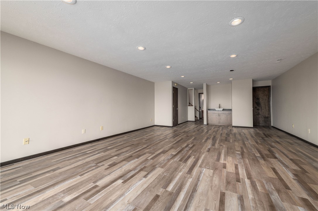 Compass Rose - Residential