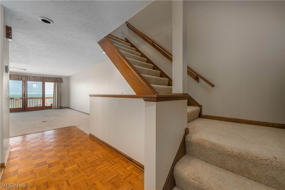 Compass Rose - Residential