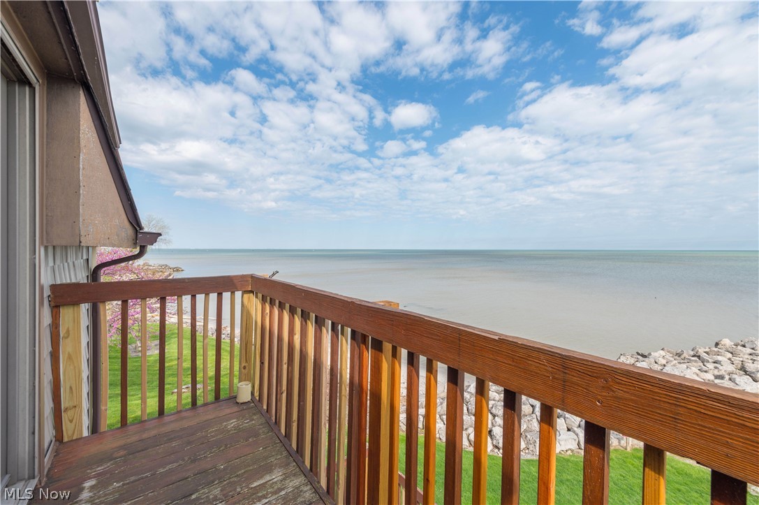 Compass Rose - Residential