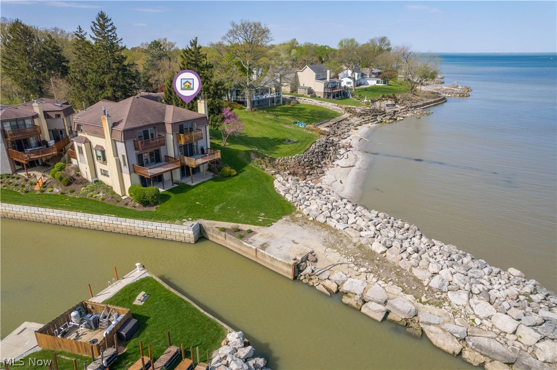 Compass Rose - Residential