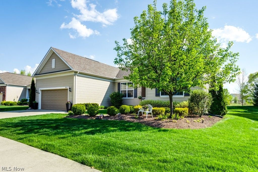 Photo of 38475 Kingsbury Drive, North Ridgeville, OH 44039 (MLS # 5204512)
