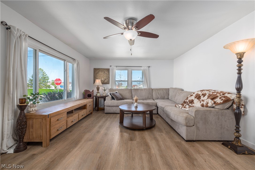 Sandusky Bus Mens Associ - Residential