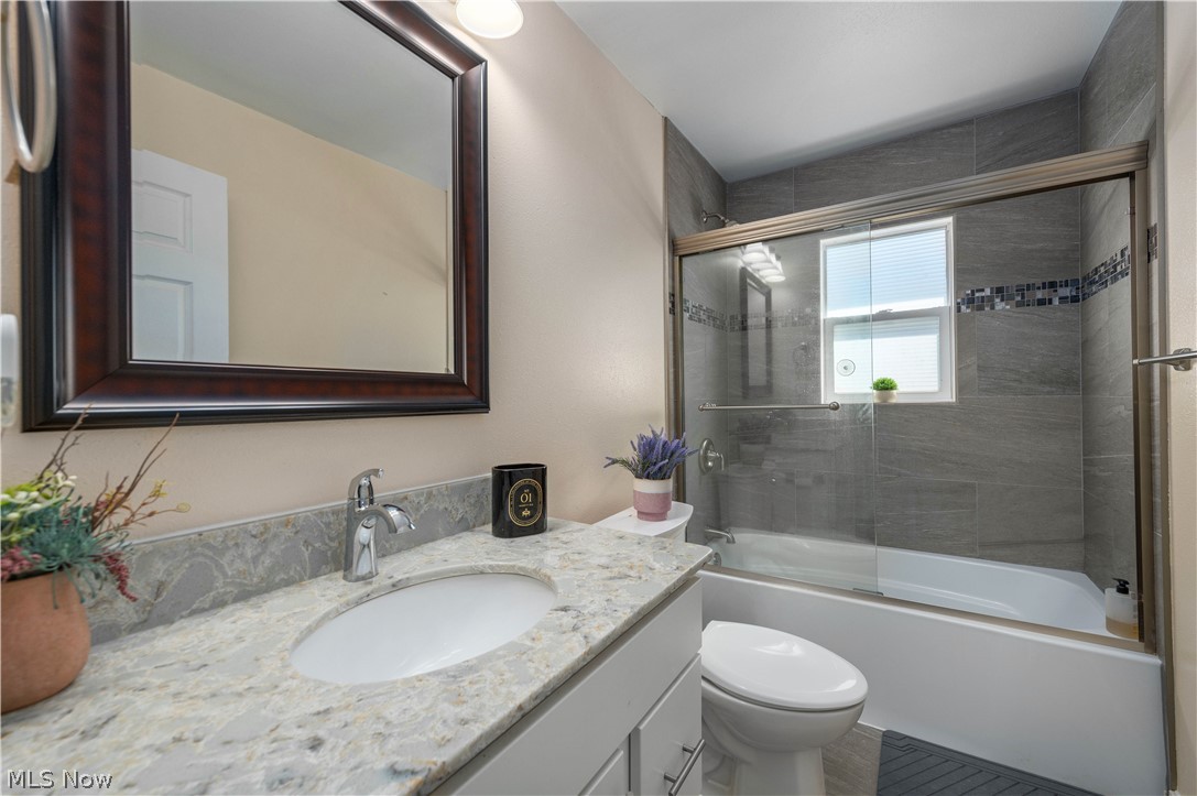 Sandusky Bus Mens Associ - Residential