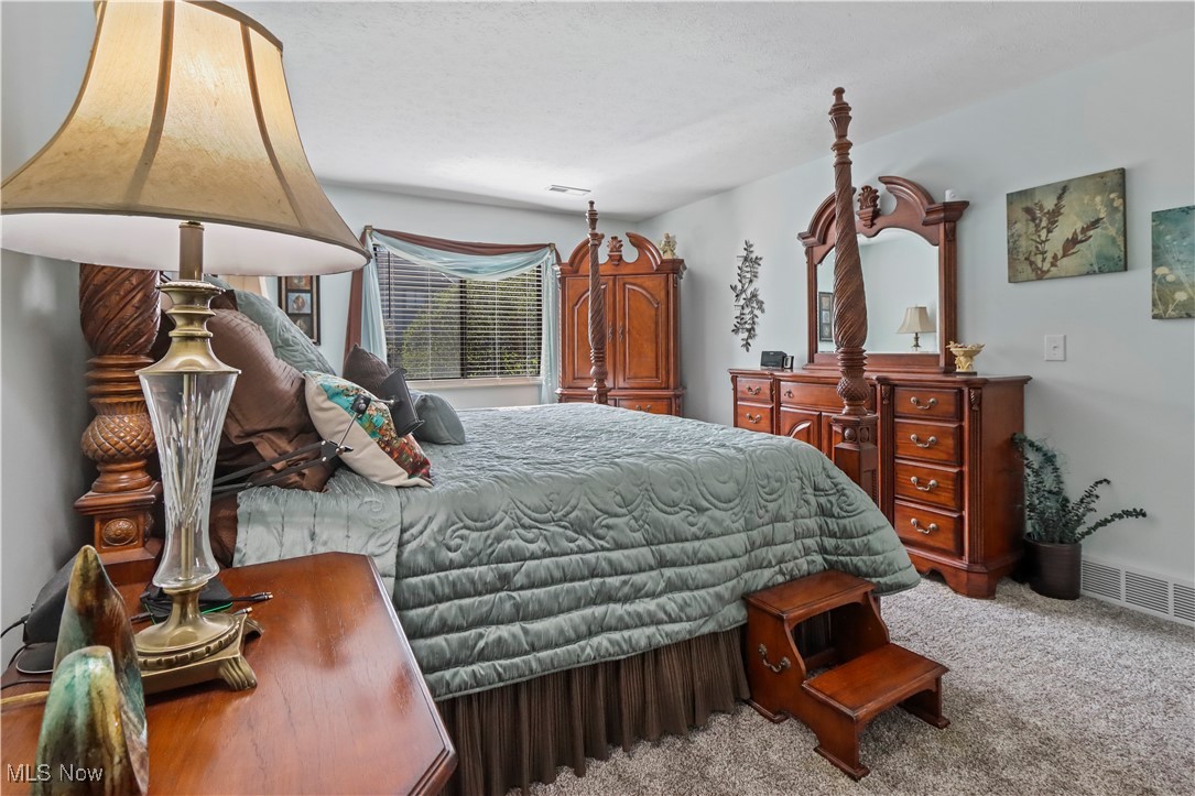 Pipers Ridge Condo - Residential