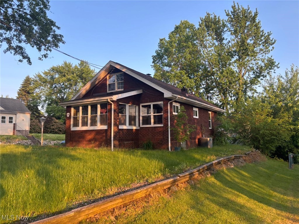 Solid All-Brick Ranch in a Great Neighborhood - Incredible Value!
You cant go wrong with this well-built, full-brick ranch located in a quiet, well-established neighborhood! This spacious and functional home offers everything you need and more.
Step inside to a bright, open-concept kitchen and dining area, a versatile layout with 3-4 well-sized bedrooms, and a 2-car garage for convenient parking and storage. The home features beautiful original hardwood floors throughout ? ready to be refinished and restored to their original charm.
Key updates already in place: newer windows, roof, and mechanical systems provide solid peace of mind. With a little cosmetic TLC ? such as a deep clean and flooring refresh ? this home has fantastic potential to truly shine.
All of this in a prime location just minutes from schools, parks, shopping, and more. Priced to reflect needed updates, this is an unbeatable opportunity for homeowners or investors alike.