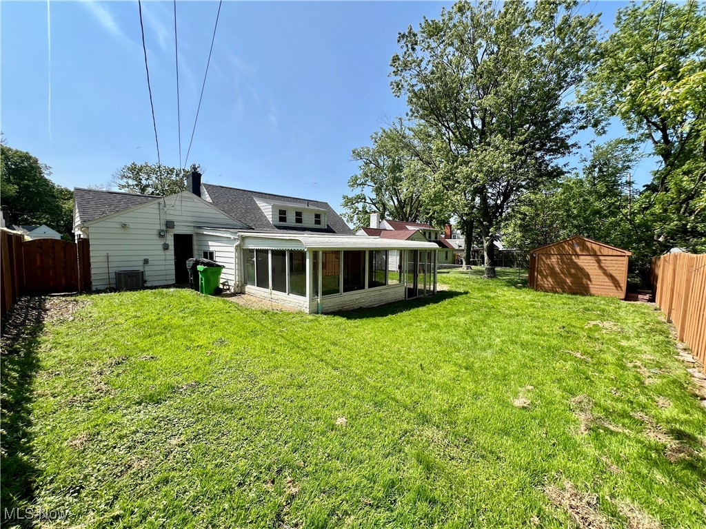 1779 E 236 Street, Euclid, Ohio image 38