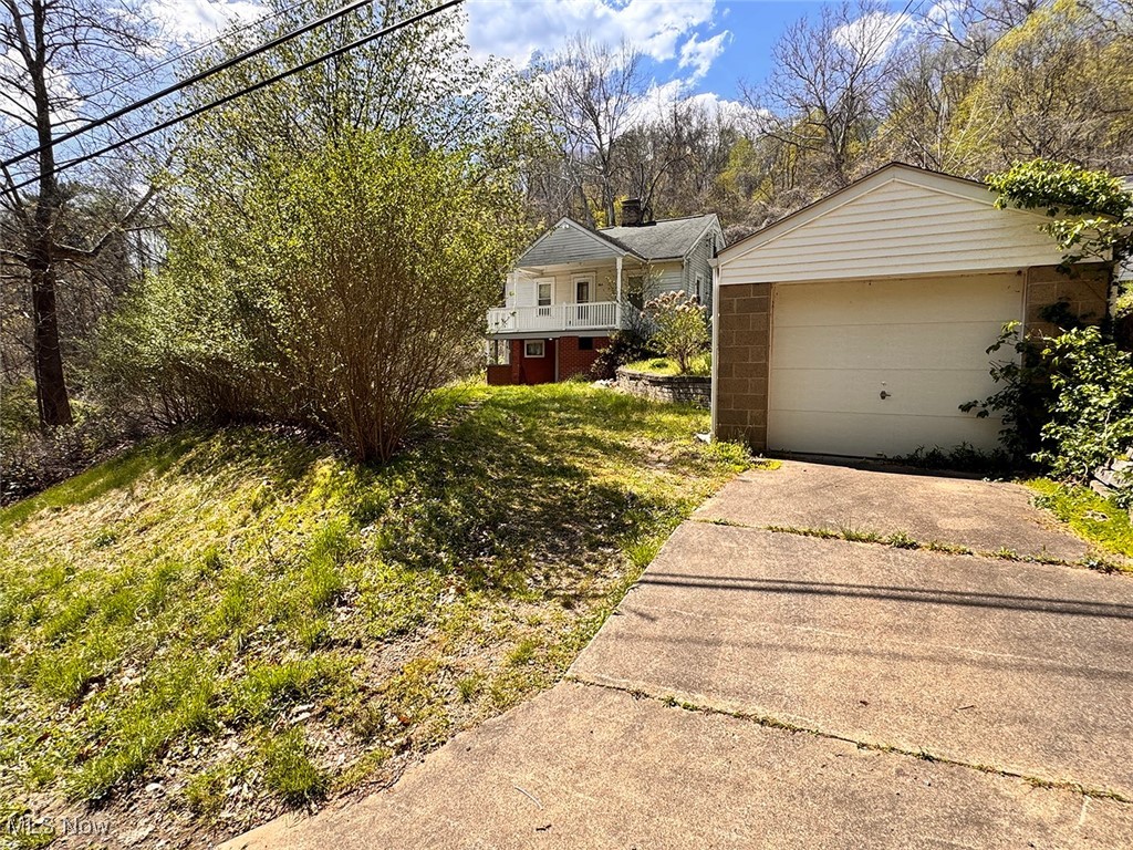 564 Jewett Road, Steubenville, Ohio image 2