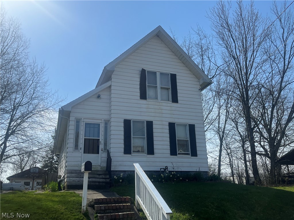 1142 W 8th Street, Ashtabula, Ohio image 1