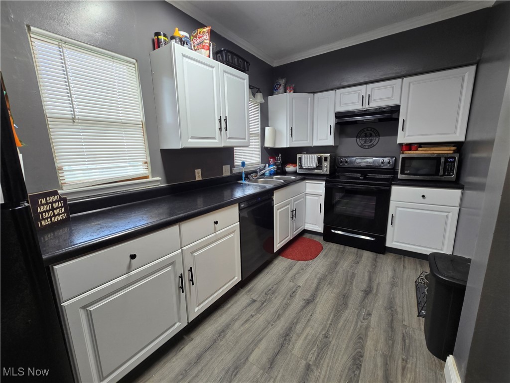 815 Denman Avenue, Coshocton, Ohio image 2