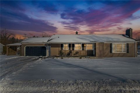 1250 Orchard Park Drive Rocky River OH 44116