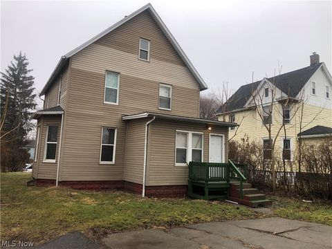 Tiny photo for 822 Highland Road NE, Canton, OH 44704 (MLS # 5187877)