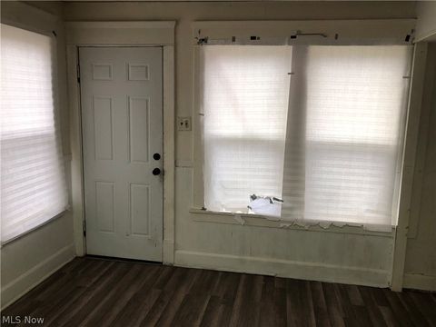 Tiny photo for 822 Highland Road NE, Canton, OH 44704 (MLS # 5187877)