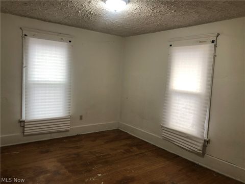 Tiny photo for 822 Highland Road NE, Canton, OH 44704 (MLS # 5187877)