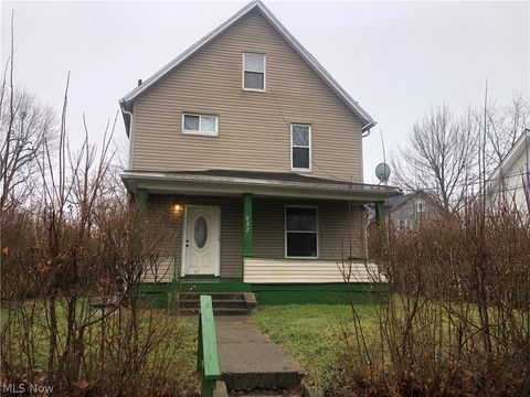 Tiny photo for 822 Highland Road NE, Canton, OH 44704 (MLS # 5187877)