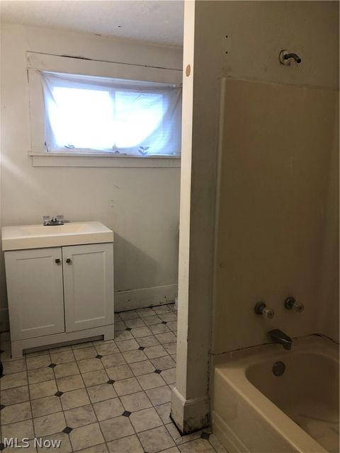 Tiny photo for 822 Highland Road NE, Canton, OH 44704 (MLS # 5187877)