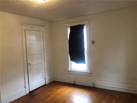 Tiny photo for 822 Highland Road NE, Canton, OH 44704 (MLS # 5187877)