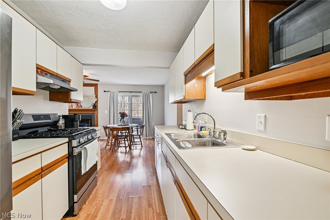 Brook Point Village II Condo - Residential