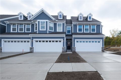 950-4 Memory Lane Aurora OH 44202