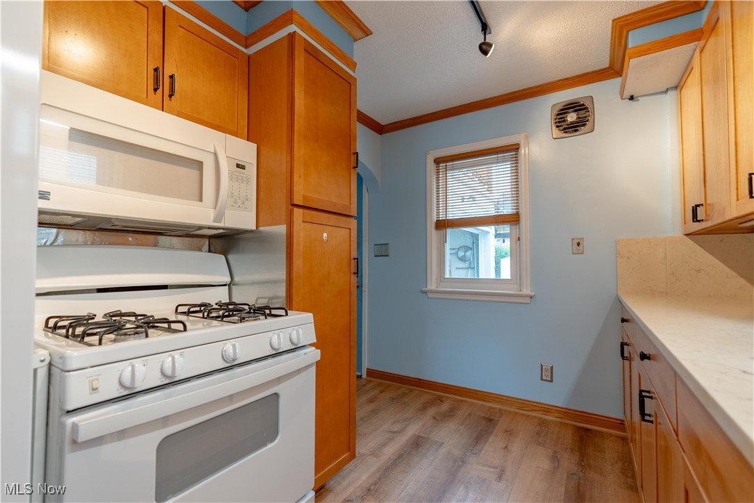 1439 12th Street, Canton, Ohio image 16