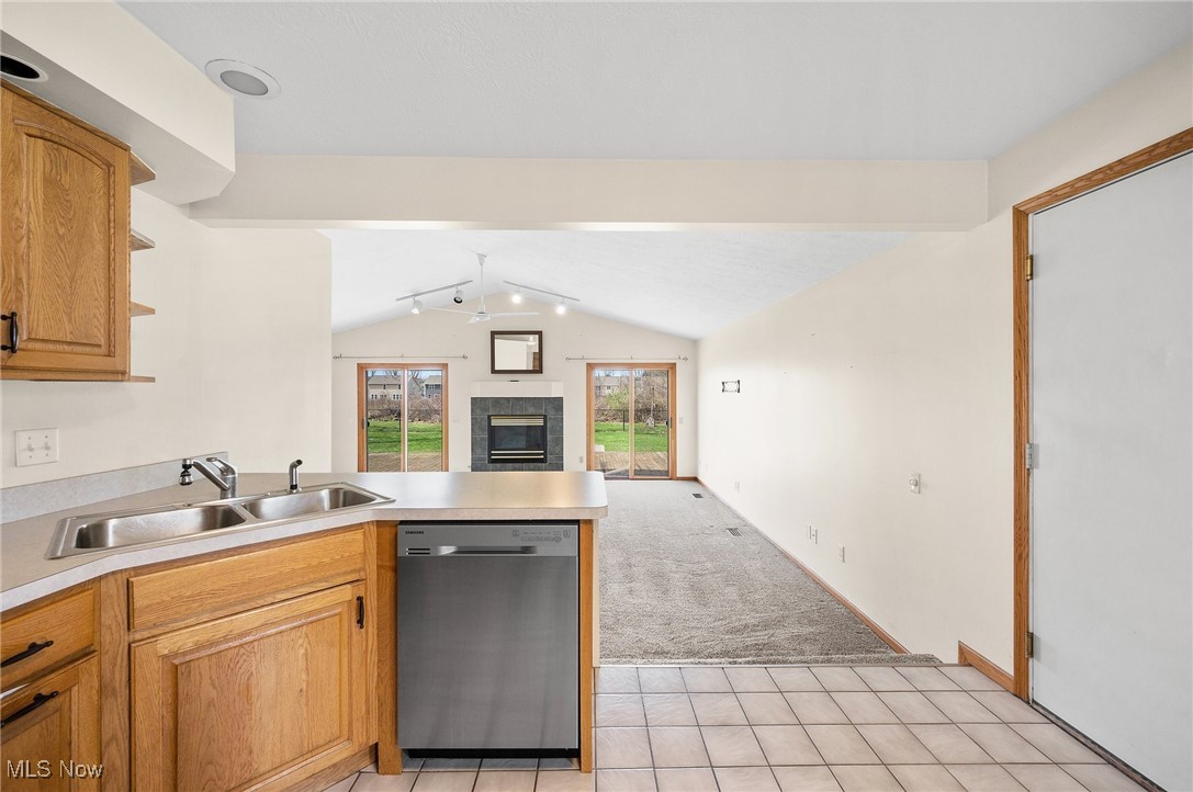 8254 Westmoor Road, Mentor, Ohio image 4